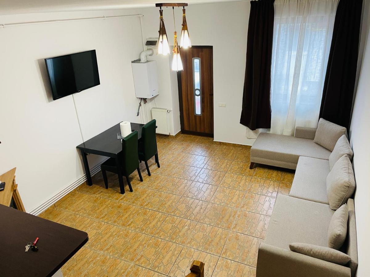 Casa Cu Balcon Apartment Brasov Ngoại thất bức ảnh