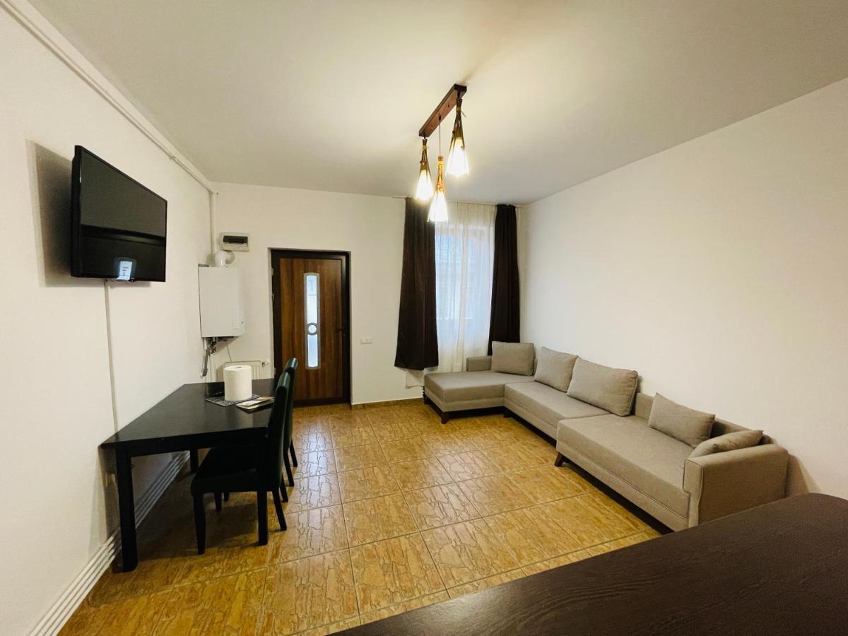 Casa Cu Balcon Apartment Brasov Ngoại thất bức ảnh