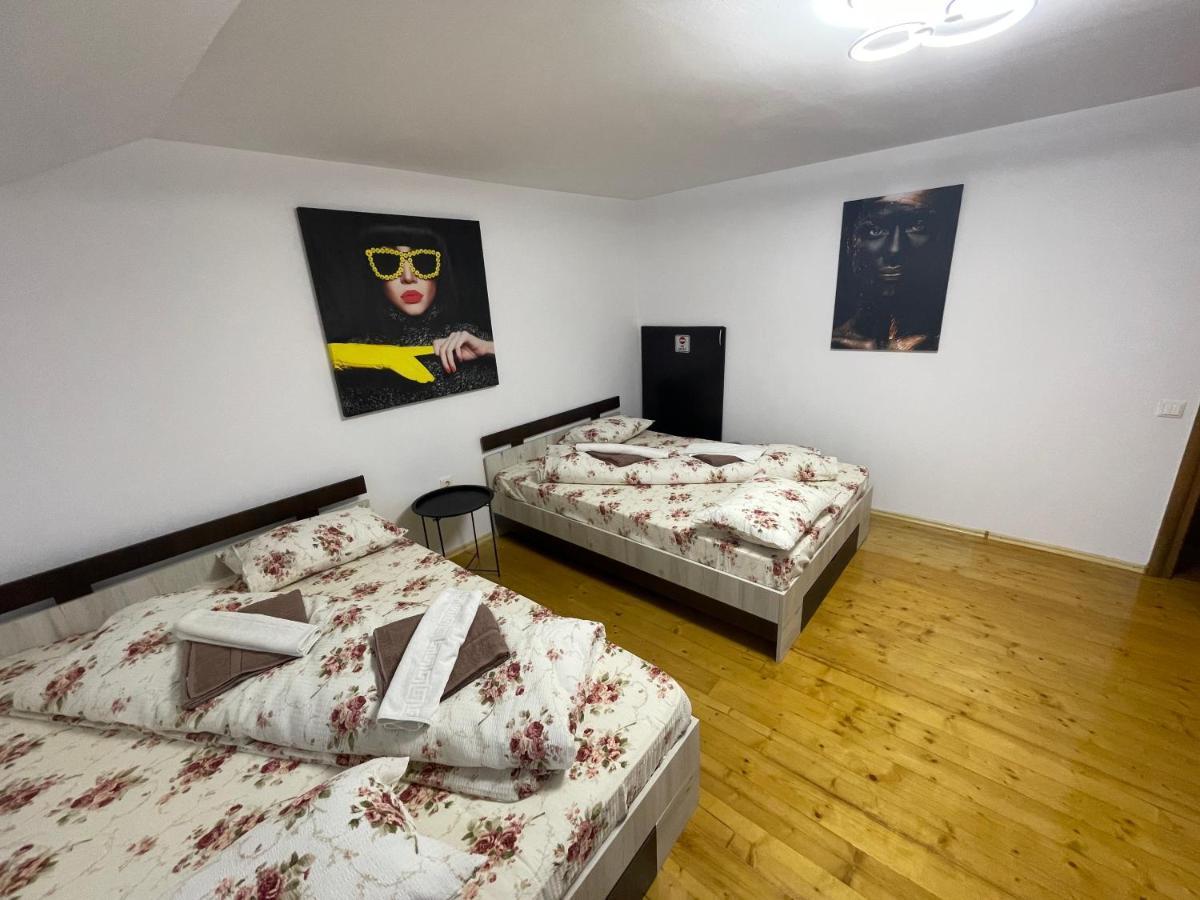 Casa Cu Balcon Apartment Brasov Ngoại thất bức ảnh